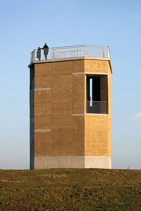 Uitkijktoren in Negenoord Park